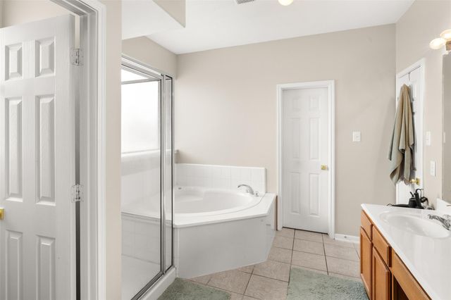 3714 Apple Tree Circle W, La Porte, TX 77571