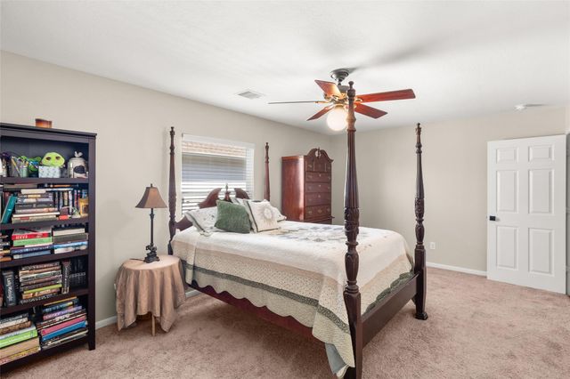 3714 Apple Tree Circle W, La Porte, TX 77571