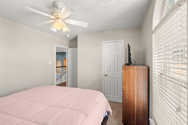 3714 Apple Tree Circle W, La Porte, TX 77571