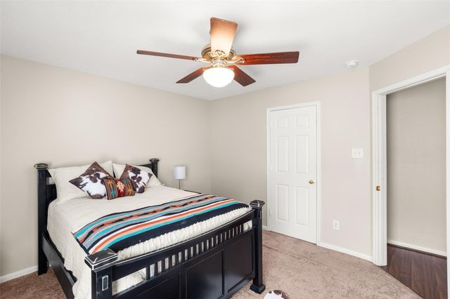 3714 Apple Tree Circle W, La Porte, TX 77571