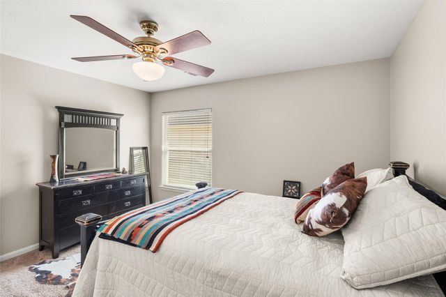 3714 Apple Tree Circle W, La Porte, TX 77571