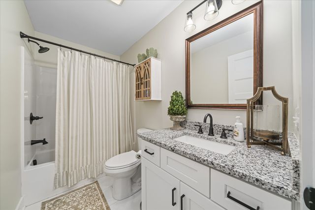 360 Hickory Ln, Sparta, TN 38583