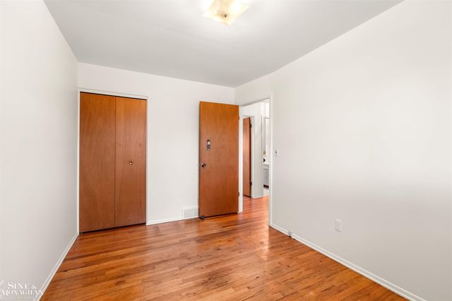 34138 Beaconsfield Street, Clinton Township, MI 48035