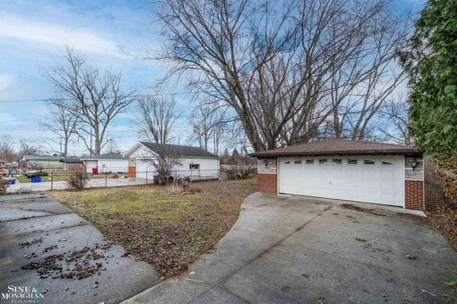 34138 Beaconsfield Street, Clinton Township, MI 48035