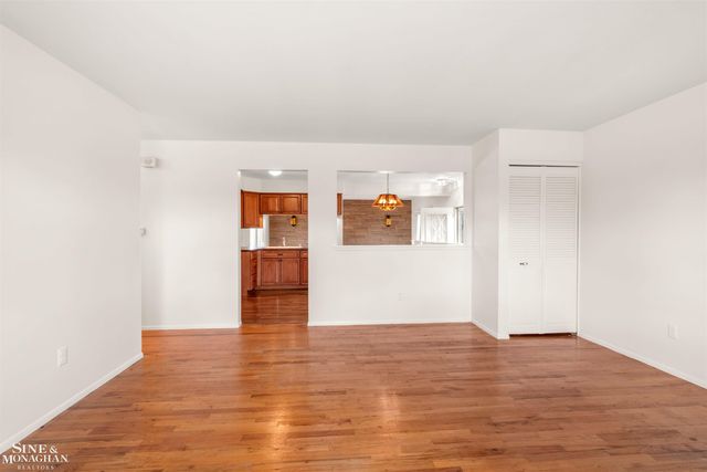 34138 Beaconsfield Street, Clinton Township, MI 48035