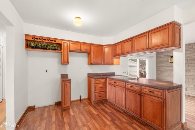 34138 Beaconsfield Street, Clinton Township, MI 48035