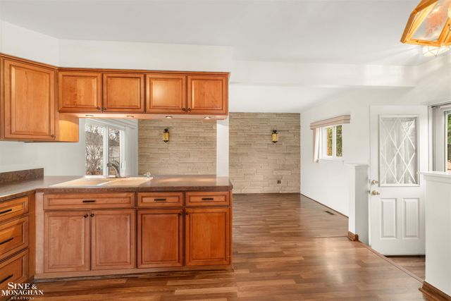 34138 Beaconsfield Street, Clinton Township, MI 48035