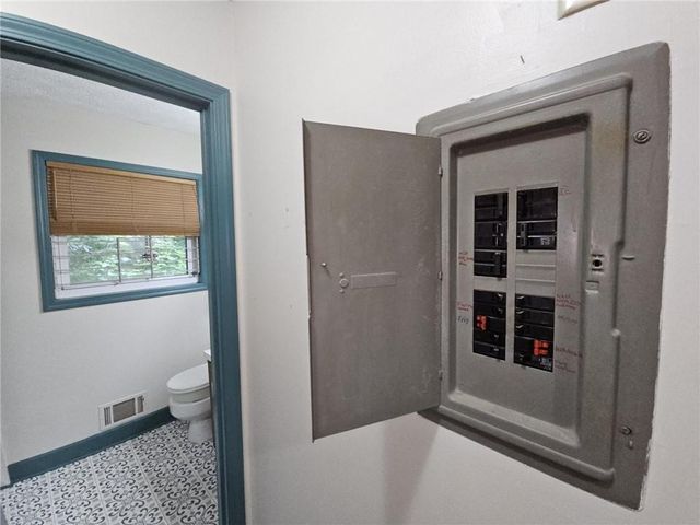 1517 Colony East Circle, Stone Mountain, GA 30083
