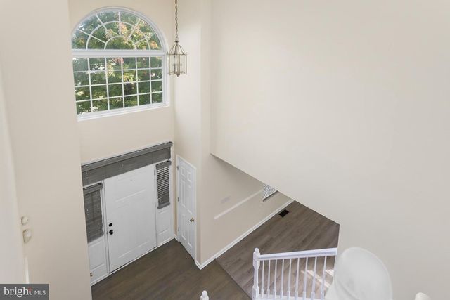 3 JASPER DR, Columbus, NJ 08022