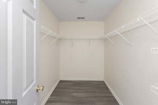 3 JASPER DR, Columbus, NJ 08022