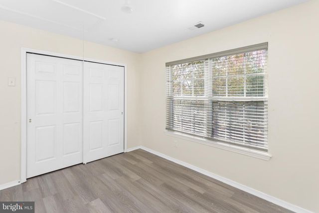 3 JASPER DR, Columbus, NJ 08022