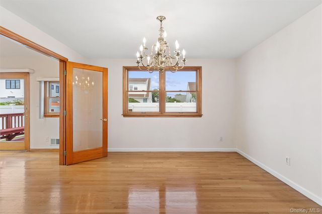 1016 Washington Avenue, Westbury, NY 11590