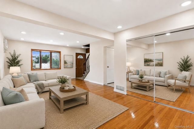 1016 Washington Avenue, Westbury, NY 11590