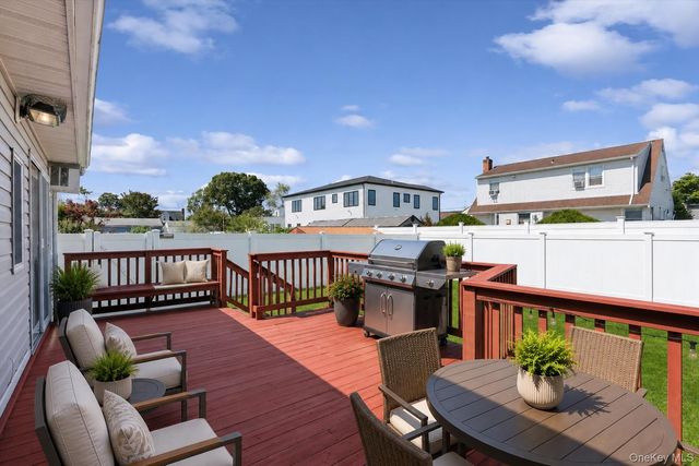 1016 Washington Avenue, Westbury, NY 11590