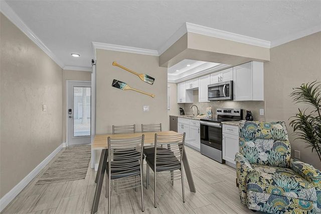 5830 MIDNIGHT PASS ROAD 89, Sarasota, FL 34242