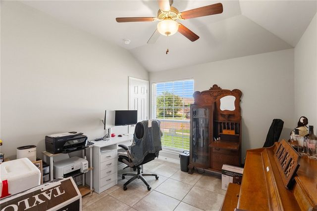 2201 Spoonbill Dr, Corpus Christi, TX 78414