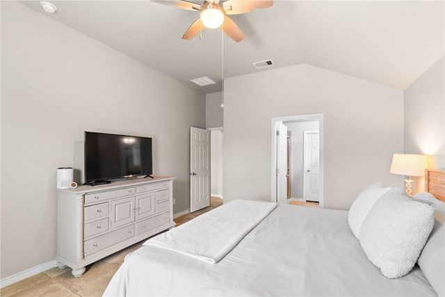 2201 Spoonbill Dr, Corpus Christi, TX 78414