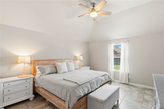 2201 Spoonbill Dr, Corpus Christi, TX 78414