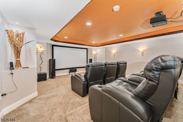 22 Patrick Henry Pl, Raritan Twp., NJ 08551