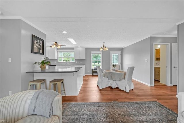 8029 Pinetta RD, Gloucester, VA 23061