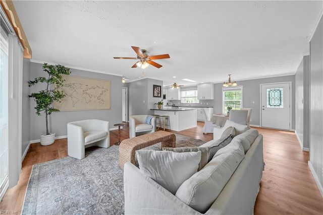 8029 Pinetta RD, Gloucester, VA 23061