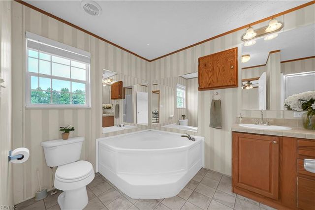 8029 Pinetta RD, Gloucester, VA 23061