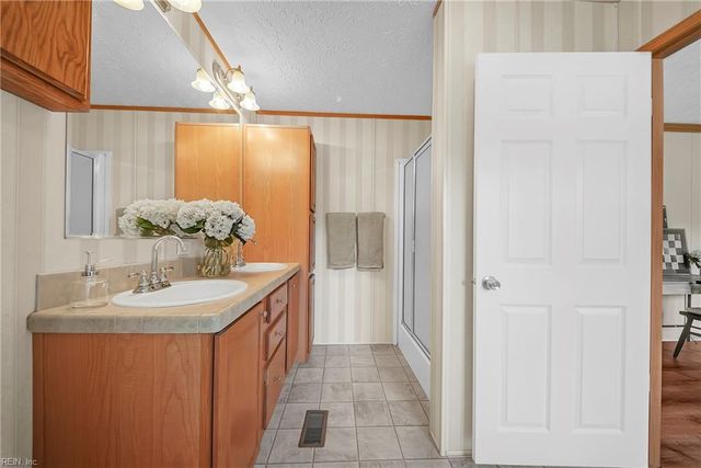 8029 Pinetta RD, Gloucester, VA 23061