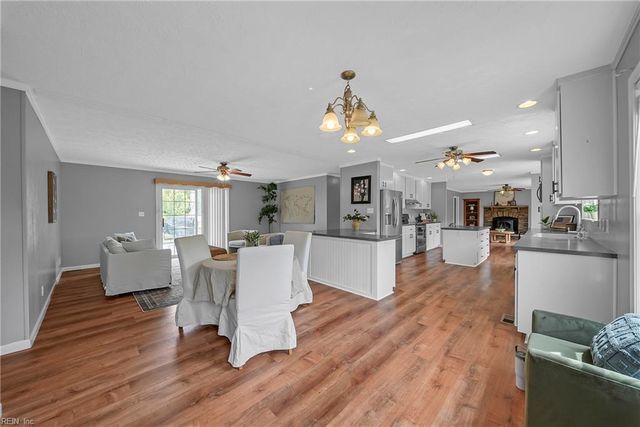 8029 Pinetta RD, Gloucester, VA 23061