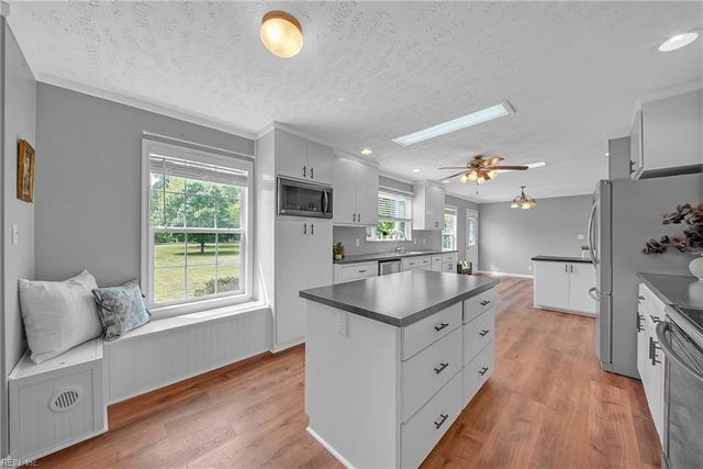 8029 Pinetta RD, Gloucester, VA 23061