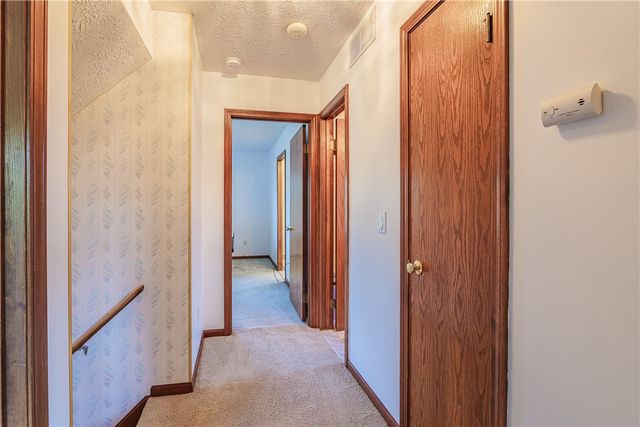 396 Pineville Lane, Webster, NY 14580