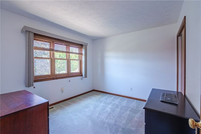 396 Pineville Lane, Webster, NY 14580