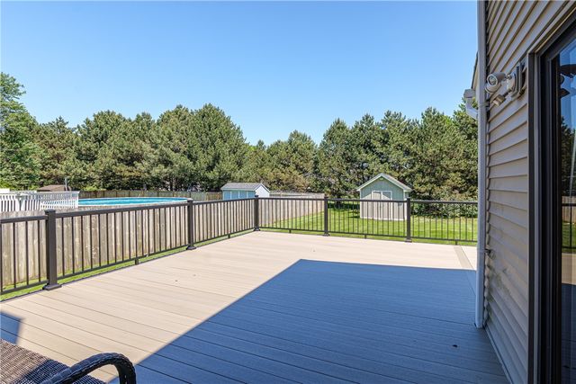 396 Pineville Lane, Webster, NY 14580