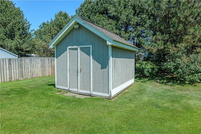396 Pineville Lane, Webster, NY 14580
