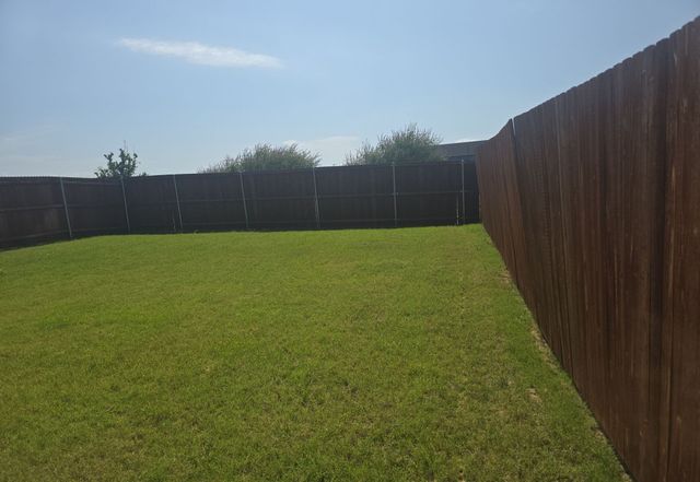 3933 Mercedes Bend, Crandall, TX 75114