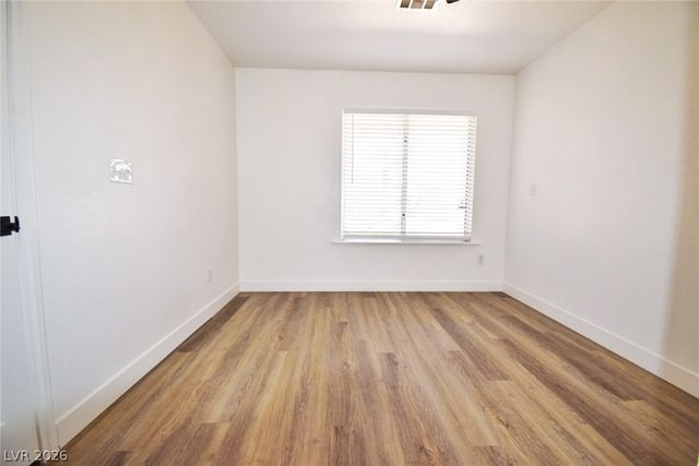 1587 Alpine Hills Avenue, Henderson, NV 89014