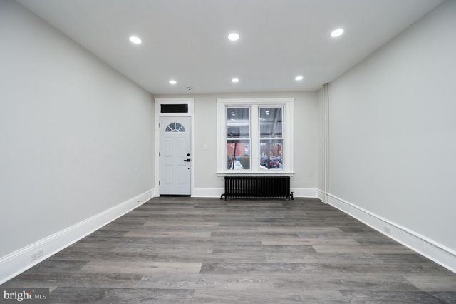 929 SPRUCE ST, Reading, PA 19602