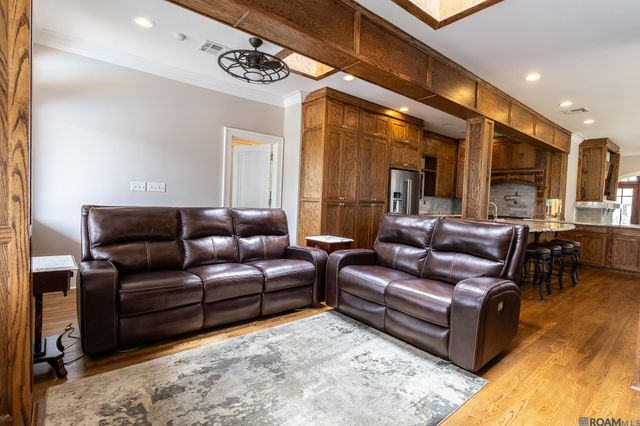 122 Grove St, Lake Charles, LA 70601