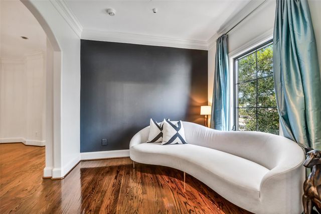 30 Hackberry Lane A, Houston, TX 77027