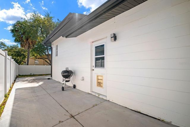 7608 S SWOOPE STREET, Tampa, FL 33616