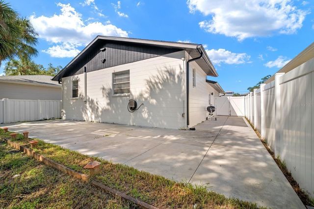 7608 S SWOOPE STREET, Tampa, FL 33616