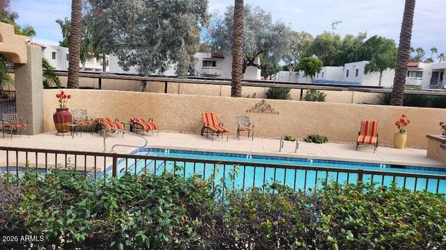 3845 E Greenway Road 121, Phoenix, AZ 85032