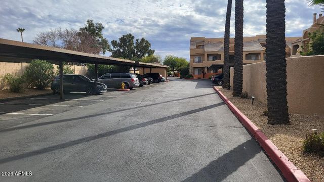 3845 E Greenway Road 121, Phoenix, AZ 85032