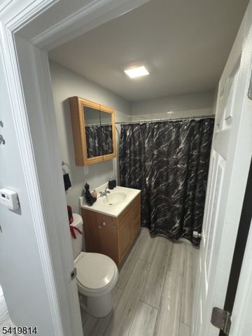 19 Dover St, Paterson City, NJ 07501