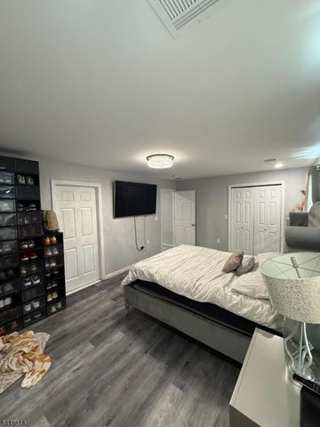 19 Dover St, Paterson City, NJ 07501