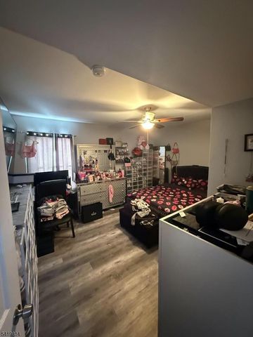 19 Dover St, Paterson City, NJ 07501