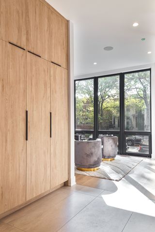 1416 W Warner Avenue, Chicago, IL 60613