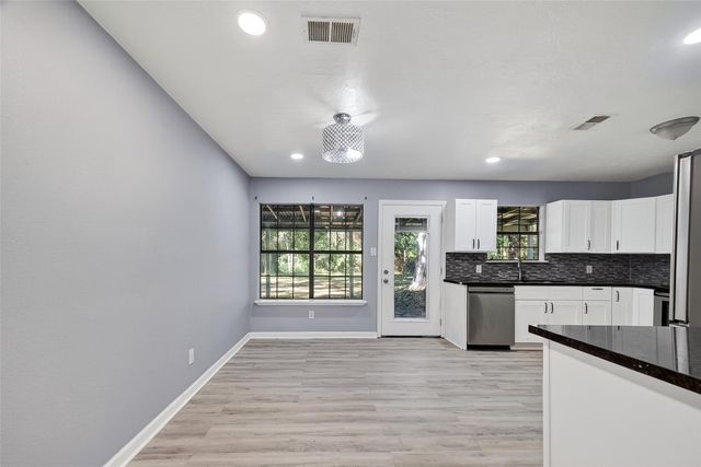 663 County Road 347 S, Cleveland, TX 77327