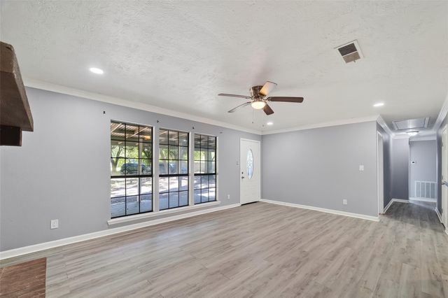 663 County Road 347 S, Cleveland, TX 77327