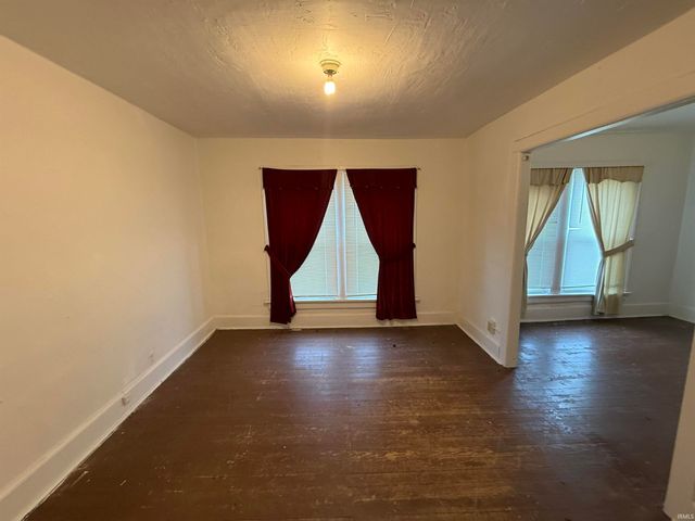 2529 Bertrand Street, South Bend, IN 46628
