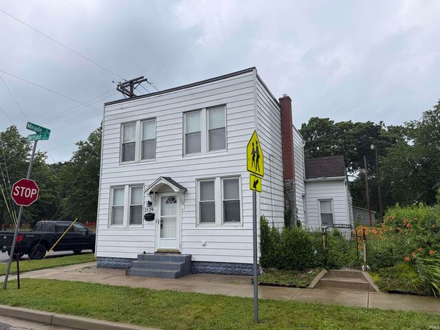 2529 Bertrand Street, South Bend, IN 46628